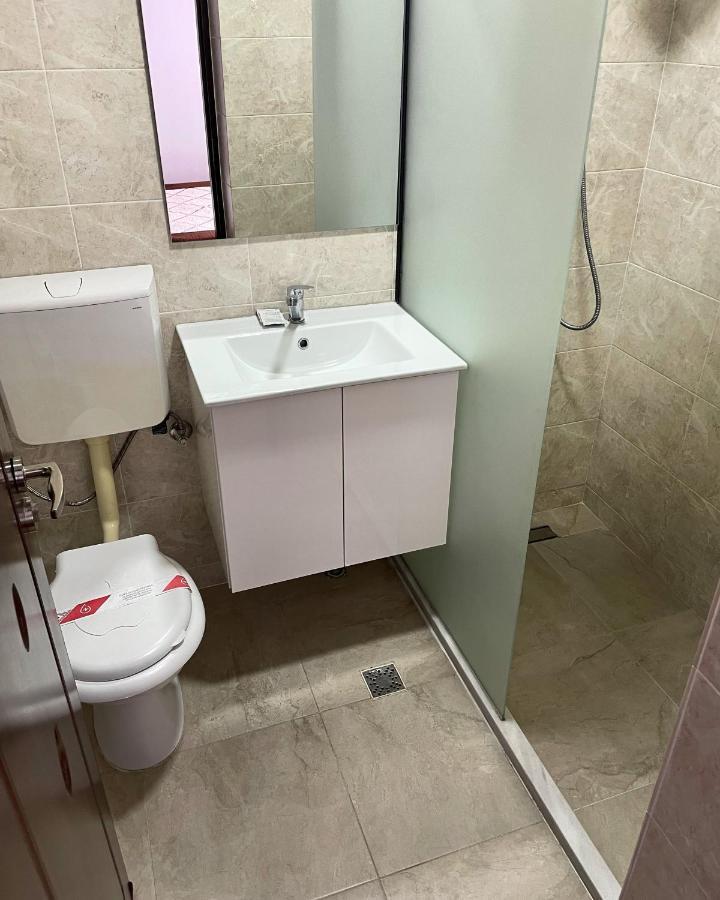 Hotel Tata Si Fii Bechet Extérieur photo